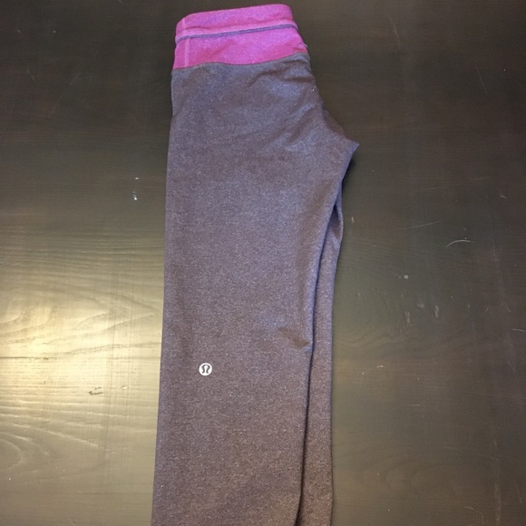 Lulu lemon capris - Picture 2 of 2
